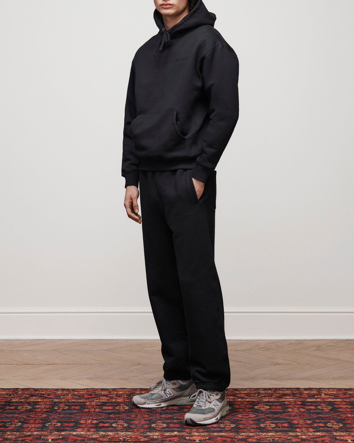 Aimé Leon Dore Value - Tonal Logo Hoodie Jet black